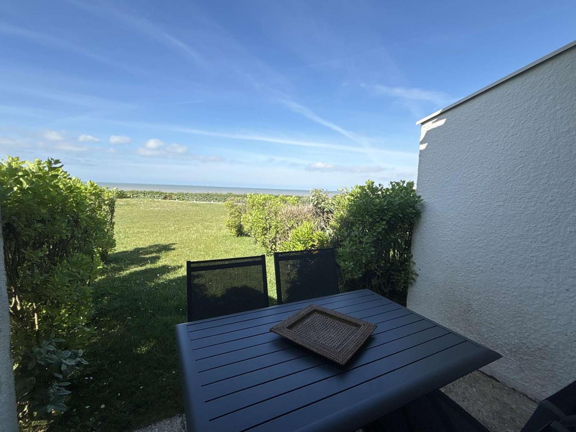 Studio En Bord De Mer A Royan, Parking, Tv, Tout Equipe - Fr-1-494-67 外观 照片
